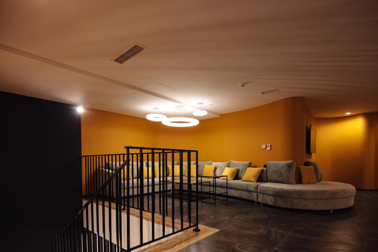 Gs Premium Hotel เยเรวาน ภายนอก รูปภาพ